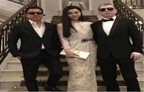 关注娱乐圈吃瓜的视频,揭秘明星幕后故事